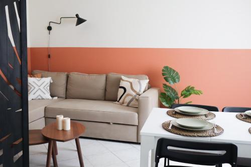 The Tiny Suite - Lovely 1 BR apt. near Paris.