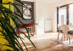 The Townhouse Apartment