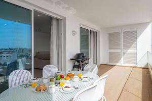 Appartement The Zephyr, luxury apartment in Lagos, by Ideal Homes Rua dos Celeiros, Bloco 4 8600-726 Lagos Algarve