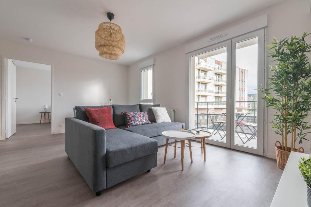 THEO - Appartement proche gare,WIFI,arrivée 24 24 rue chanzy 106, 72000 Le Mans