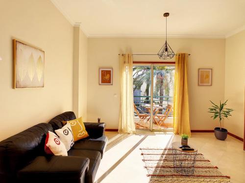 Theos Apartment by MHM