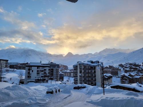 Tignes Appartement Rénové avec Parking Wifi et Netflix inclus