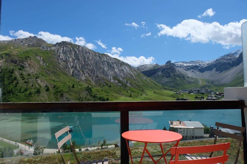 Appartement Tignes Joli Studio avec vue imprenable sur le lac Rue de la Poste - Immeuble SHAMROCK 73320 Tignes