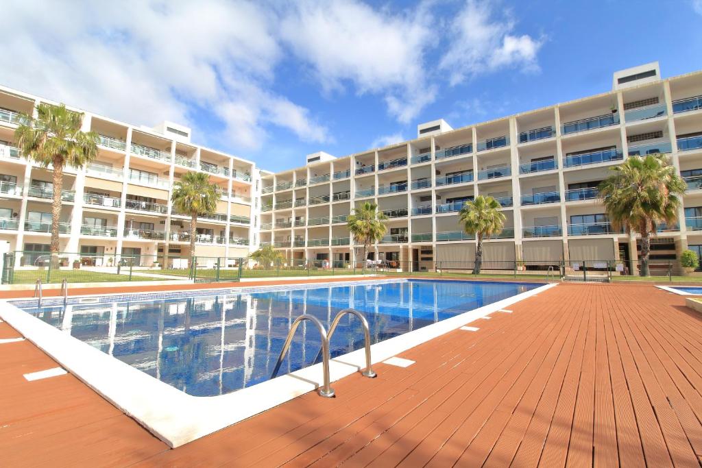Tim House Rua da Padaria Conjunto habitacional Barra Velha Bloco E 4o Esq, 8700-224 Olhão