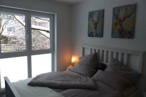 Tiny House unterm Zwetschgenbaum