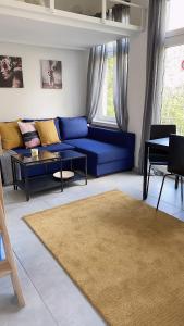 tiny modern apartment central cologne