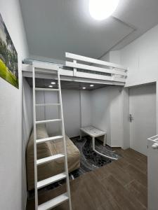 Appartement Tinyhouse Wiesbaden Stadtmitte leben auf kleinstem Raum 16 Blücherstraße 65195 Wiesbaden Hesse