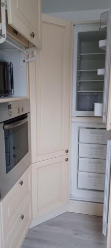 To feel good: Quiet apartment, between Köln and Düsseldorf in a 3-family house