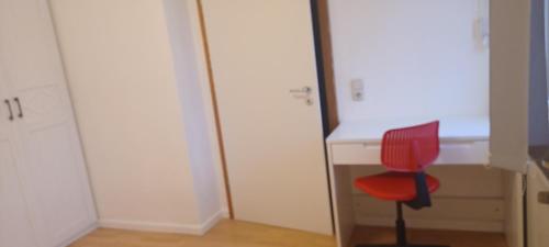 To feel good: Quiet apartment, between Köln and Düsseldorf in a 3-family house