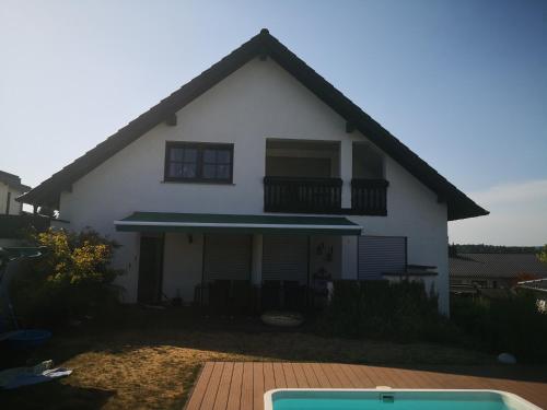 Tolle 3 Zimmer Wohnung in Waldrandlage