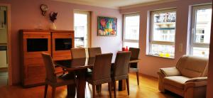 Tolle, gemütliche, voll möblierte 3 Zimmer Wohnung.