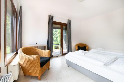Tolstov House - 6 Room Villa with Garden - 15min Messe DUS