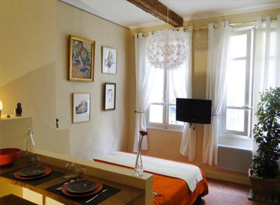 Appartement Tomettes 17 Rue de la Croix 84000 Avignon