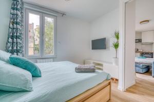 TOP 2P NEUF tout équipé avec WIFI proche Paris