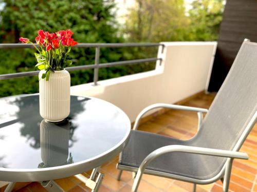 *Top-Apartment mit Netflix, Balkon & Parkplatz*