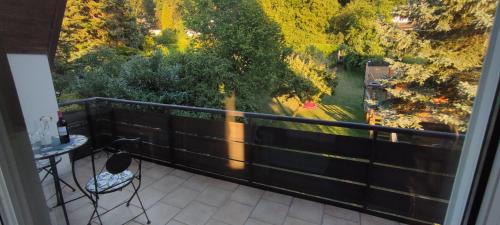 Top Ferienwohnung am Waldrand mit großem Balkon