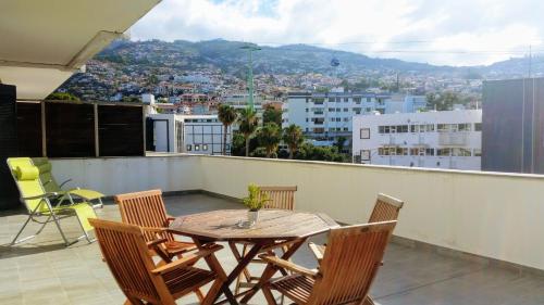 Top Floor in City Center Funchal