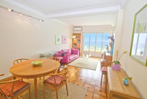 Top Floor Miramar Sea Front