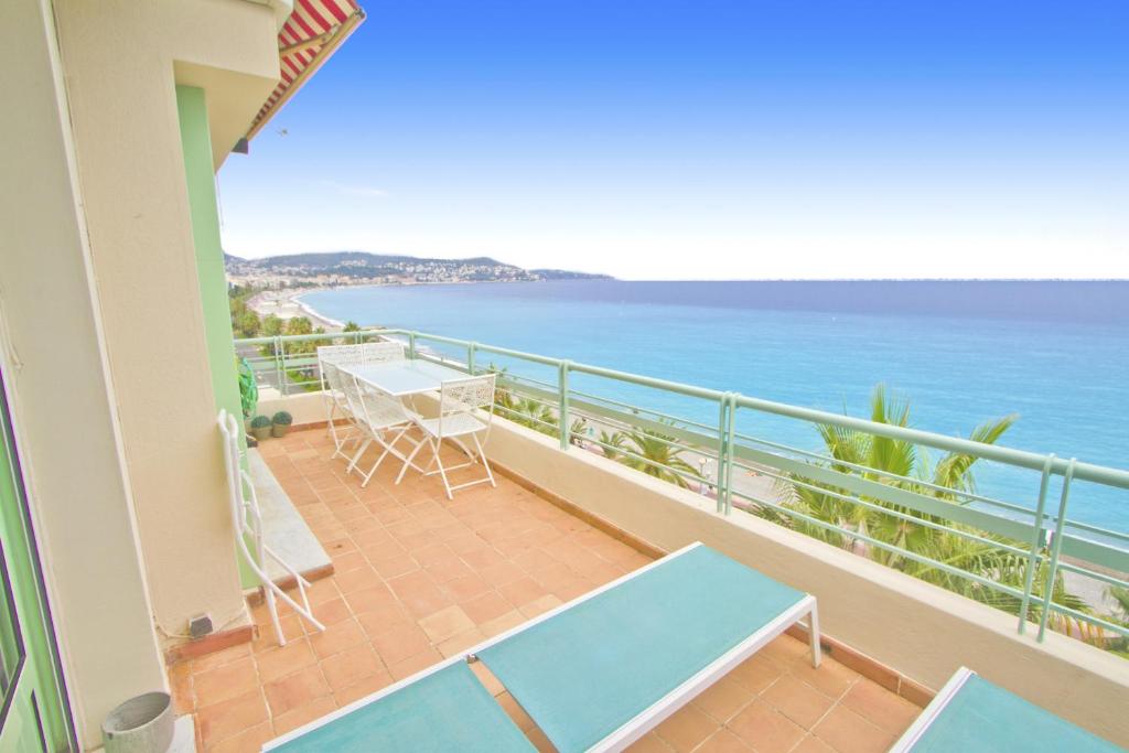 Appartement Top Floor Miramar Sea Front Promenade des Anglais, A, 111 06000 Nice