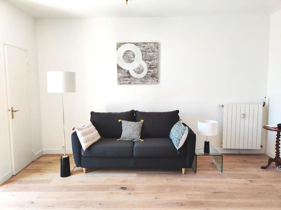 Top floor nest, balcony close to sea and old-town 20 Rue Alberti, 06000 Nice