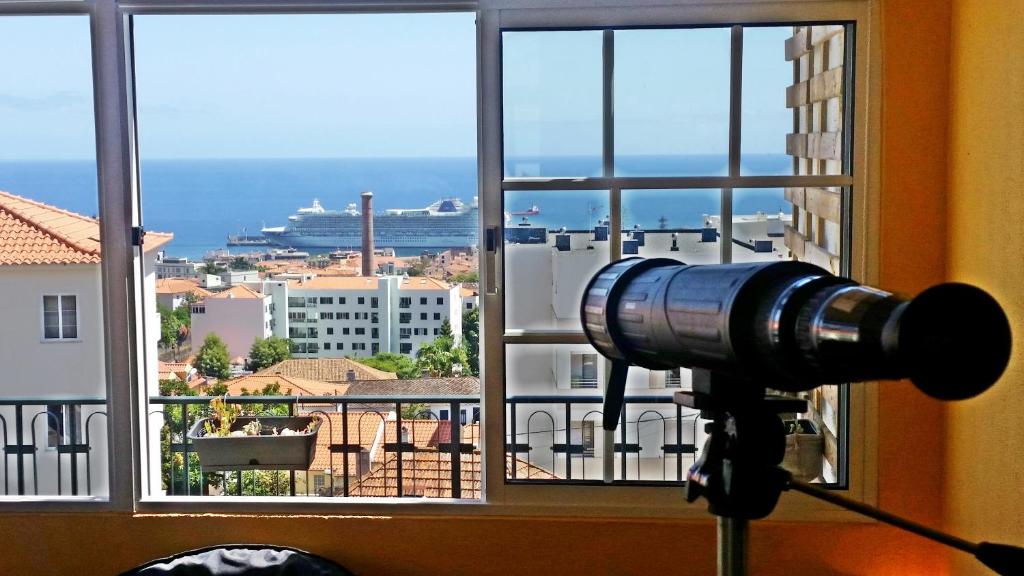 Top Floor With Balcony in Funchal Rua do Til 40, 9050-328 Funchal