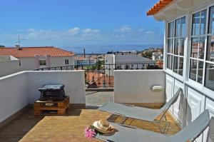 Top Floor With Balcony in Funchal