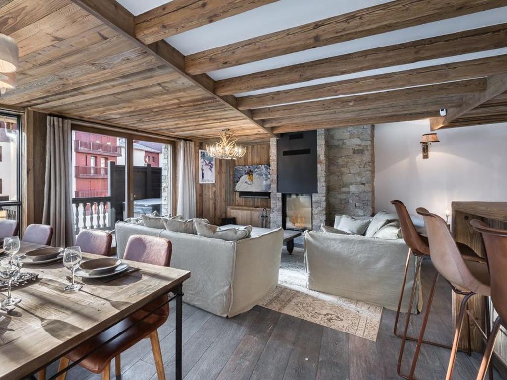 Top floor2 beds w/sea wiew