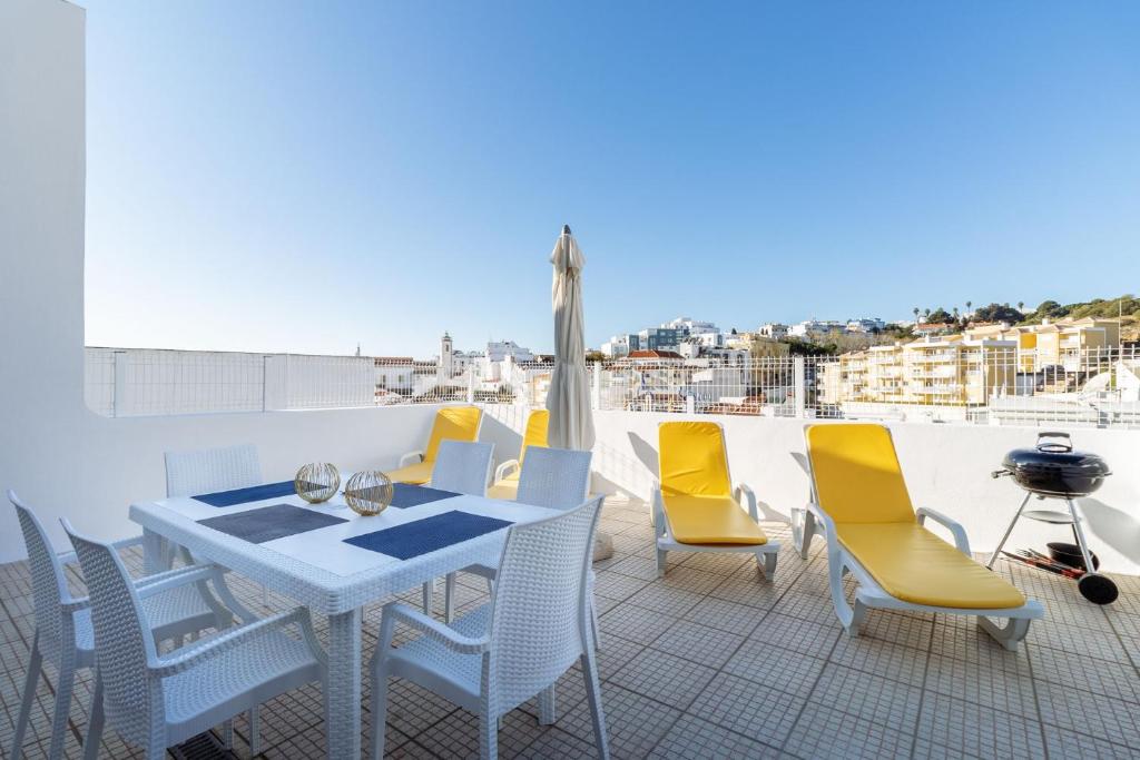 Top renoviertes Apartment mit großer Terrasse Avenida da Liberdade 42 7, 8200-184 Albufeira