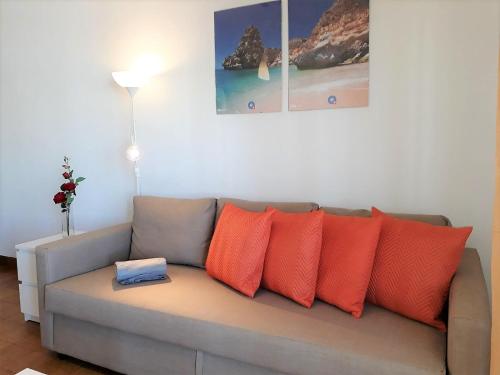 Torre 6- Vista Cidade, Aconchegante, 80mt Praia, Wifi