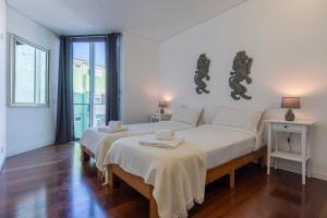 Touch of Class 2BDR Apartment by LovelyStay