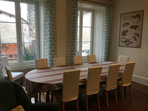 Appartement Toul, 5 pièces, 9 personnes - FR-1-584-114 Toul france