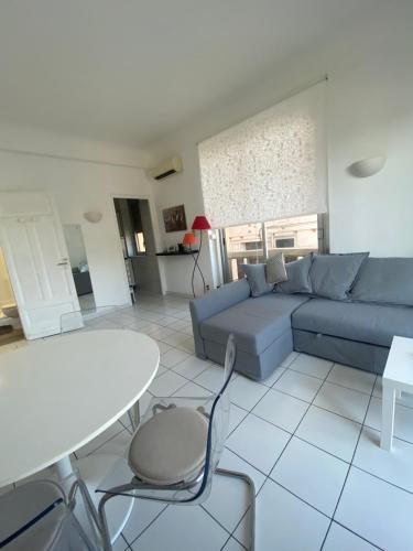 Toulon Mourillon, Panoramic sea view apartment Facing the beaches