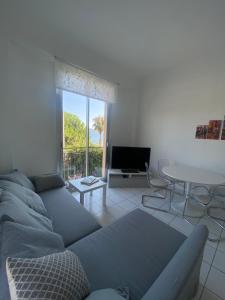 Toulon Mourillon, Panoramic sea view apartment Facing the beaches