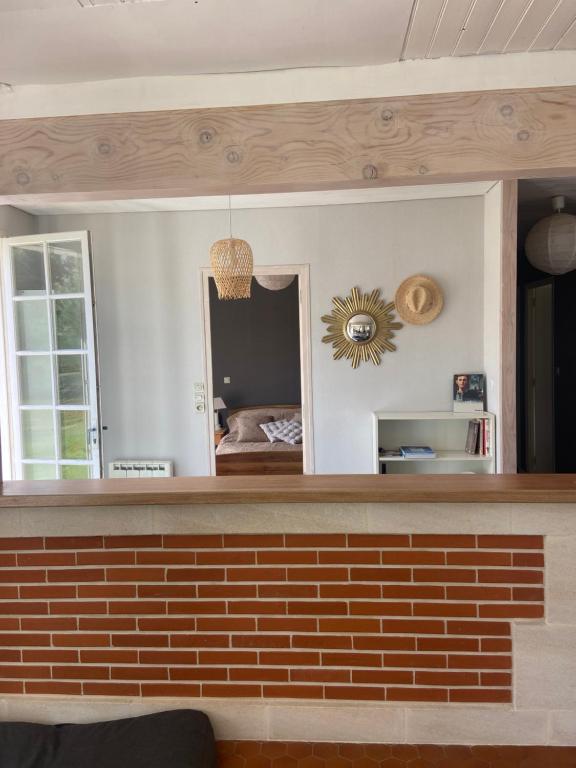 Toulon ouest T3 climatisé avec terrasse location à la semaine