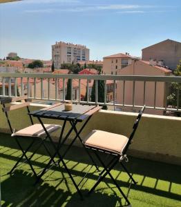 Appartement Toulon ouest T3 climatisé avec terrasse location à la semaine 22 Rue Saint-Etienne 83200 Toulon Provence-Alpes-Côte d\'Azur