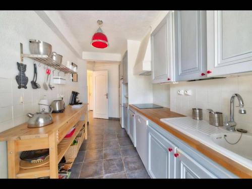 Toulouse Centre Large Apartment With Parking