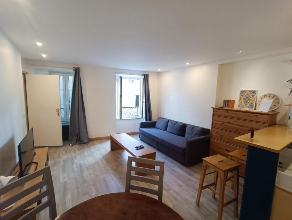 Appartement Tournan en Brie, centre ville, superbe appartement 15 Rue du Maréchal Foch 77220 Tournan-en-Brie