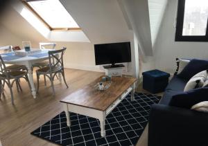 Appartement TOUT A PIED ! parking privé - T2 25m2 cosy 33 Rue de Kerpape 56260 Larmor-Plage Bretagne