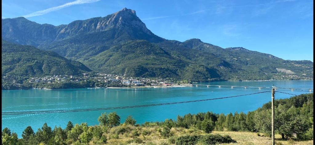 Tout confort ! Calme, Climatisation, Piscine, Parking Gratuit, Grande Terrasse, Netflix, Wifi