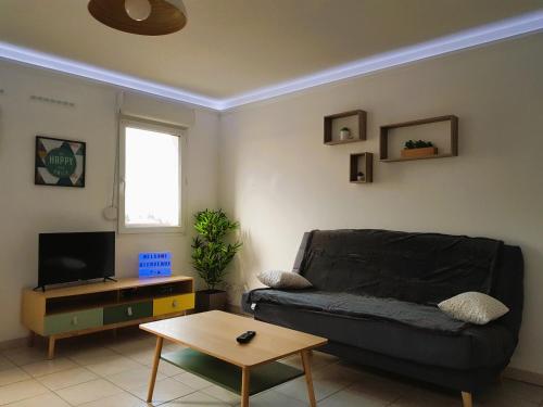 Tout confort ! Calme, Vue Dégagée, Ville ,Parking Gratuit, Ascenseur, Wifi