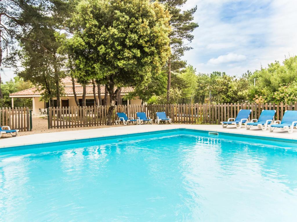 Tout confort ! Climatisation, Calme, Piscine, Parking Gratuit, Terrasse, Wifi