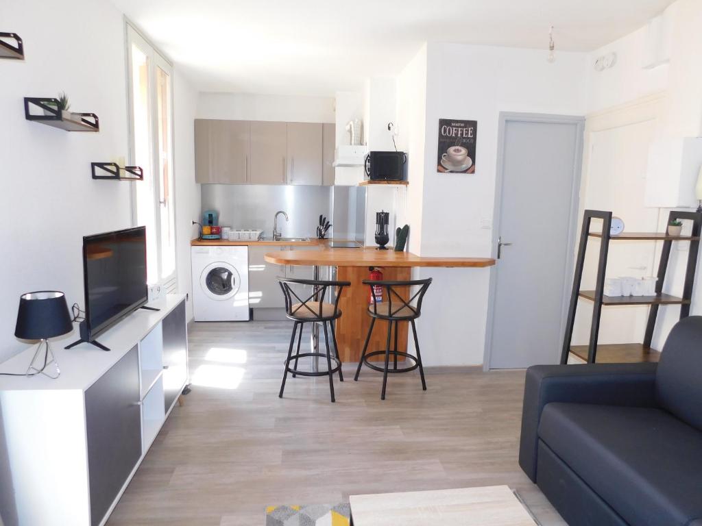 Appartement Appartement tout équipé à 15 min des plages 9 Rue de Valmy, 34500 Béziers
