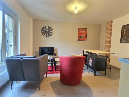 Appartement APPARTEMENT TOUT ÉQUIPÉ ESPRIT 24H DU MANS 35 rue des ponts neufs Le Mans