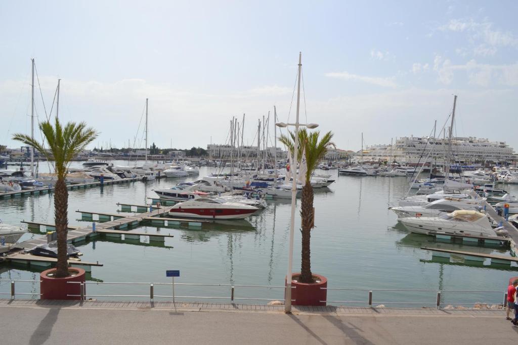 Appartement TP Coral 1 - Marina Vilamoura Apartment Avenida da Marina 28B 1º DTO 8125-410 Vilamoura