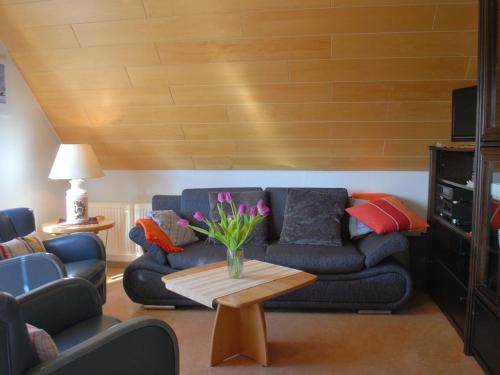 Tranquil Apartment in Ostseebad K hlungsborn near Seabeach