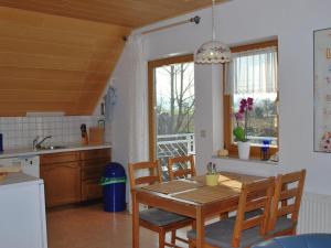 Tranquil Apartment in Ostseebad K hlungsborn near Seabeach