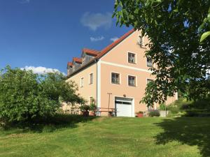 Tranquil apartment in Sch nsee with sauna