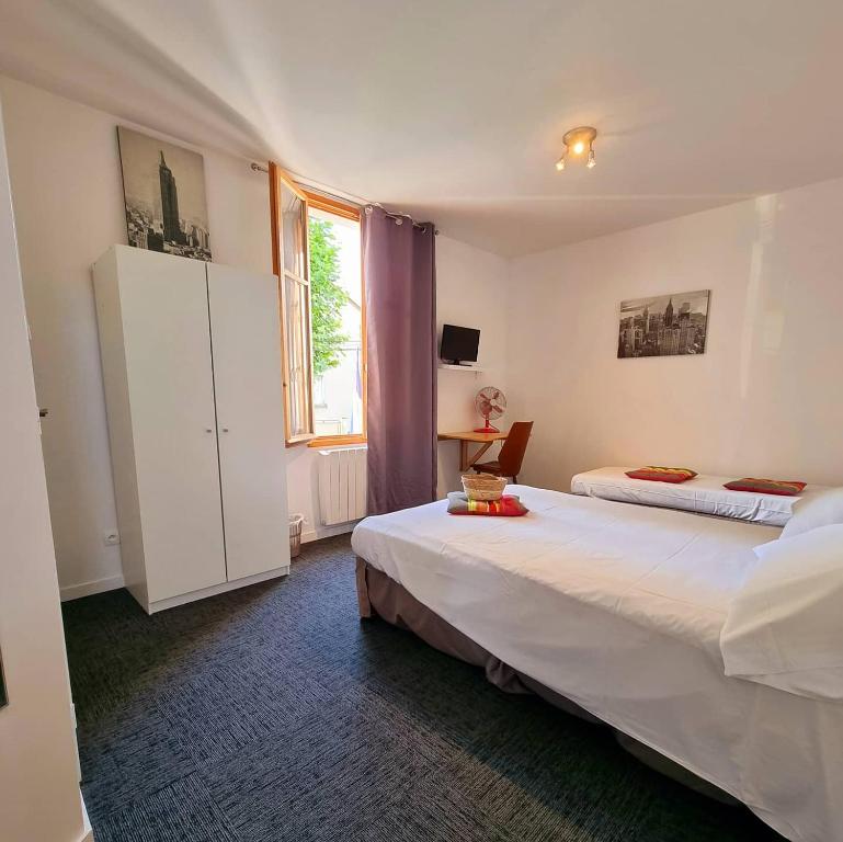 Traumhafte Wohnung - zentrale Lage mit Weiherblick 20253 Hambourg