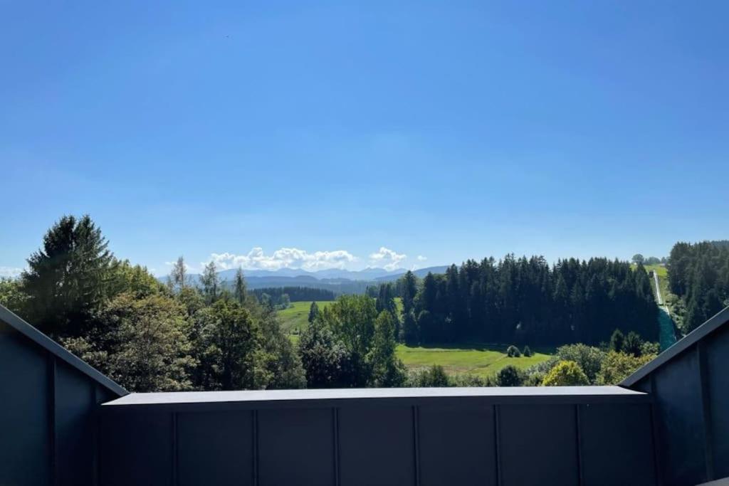 Traumhafter Bergblick im Allgäuer Luftkurort Rupert-von-Neuenstein-Straße, 87474 Buchenberg