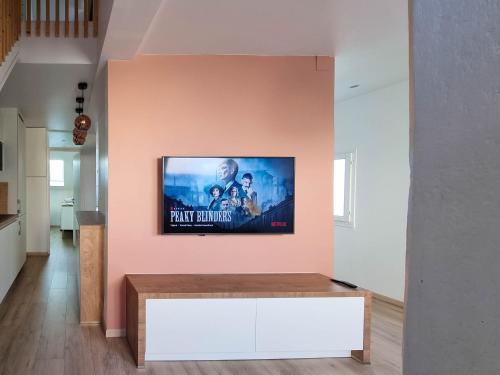 Travel Homes - NewGate 3, elegant, heart of Colmar